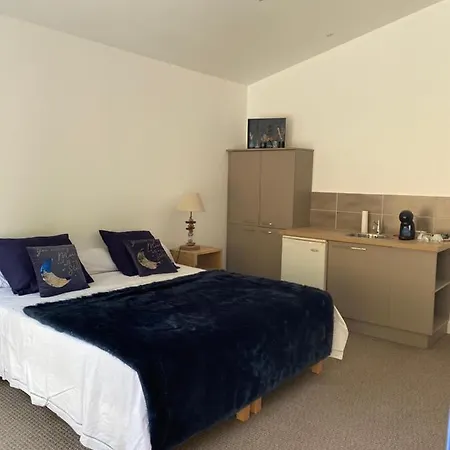 Une Chambre Au Haras * Céreste
